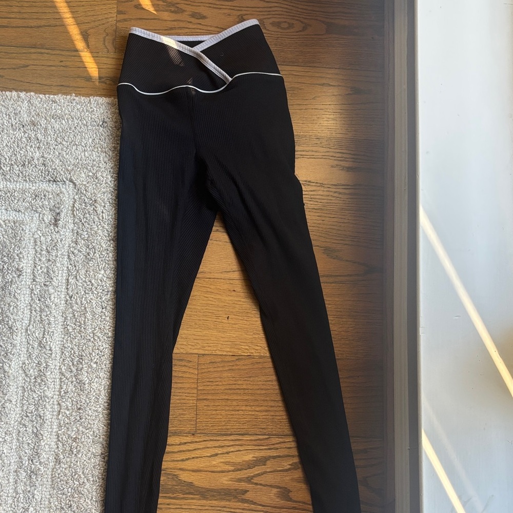 Year of Ours Black Leggings with White Trim